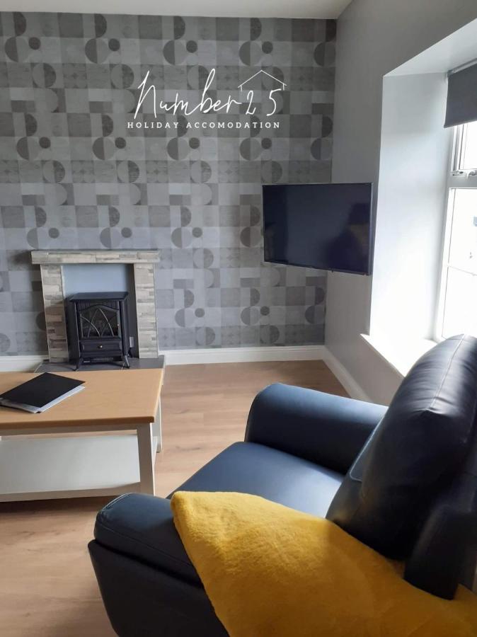 Number 25 Self Catering Apartments Ederney Ardess المظهر الخارجي الصورة